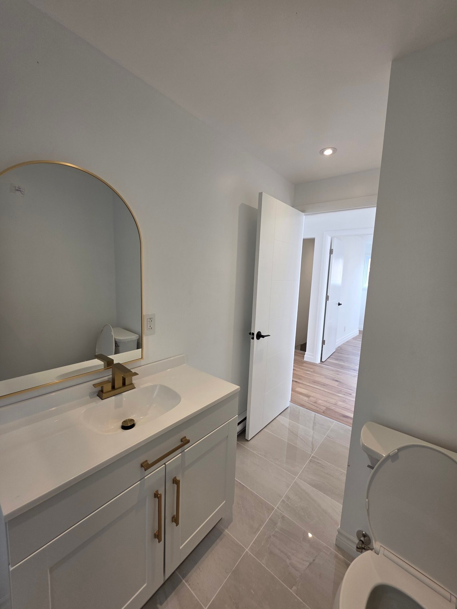 9375 Gouin E. property photo 5
