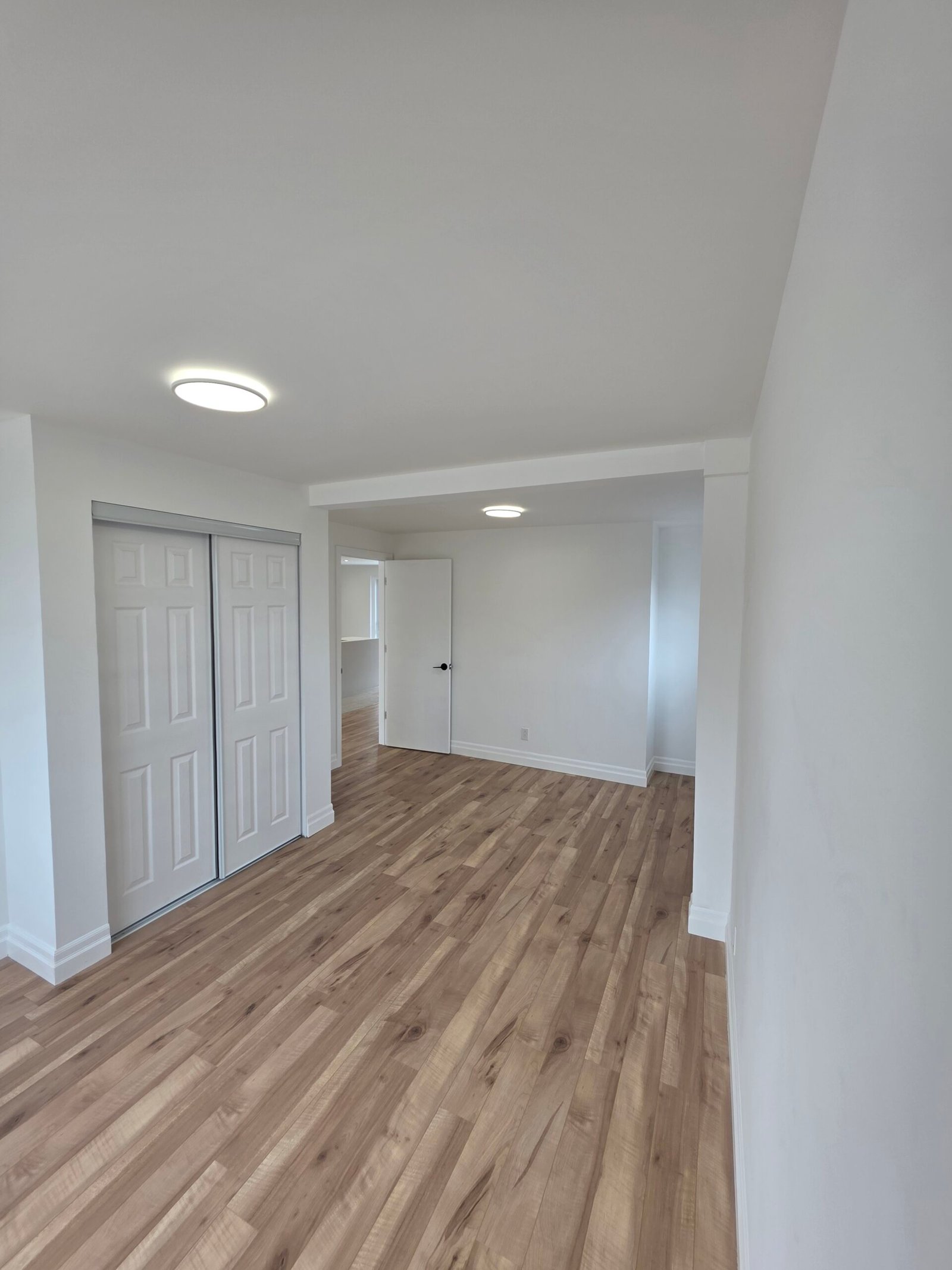 9375 Gouin E. property photo 4