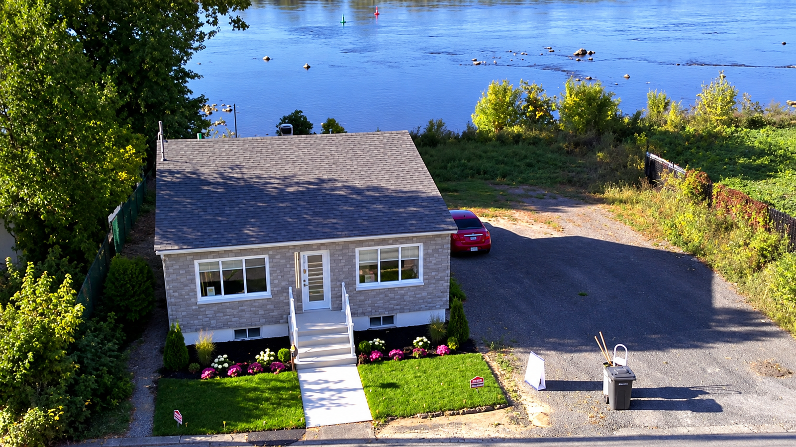 9375 Gouin E. property photo 1
